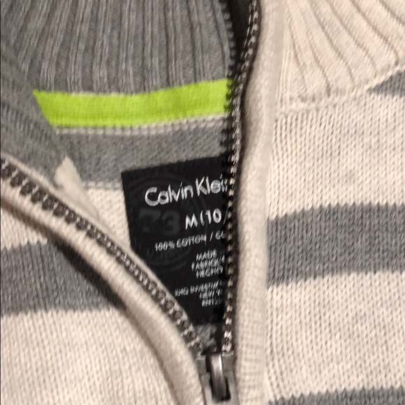 Sweater - Picture 2 of 2